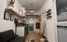 Tiny House Zentral In Historischer Werkstatt